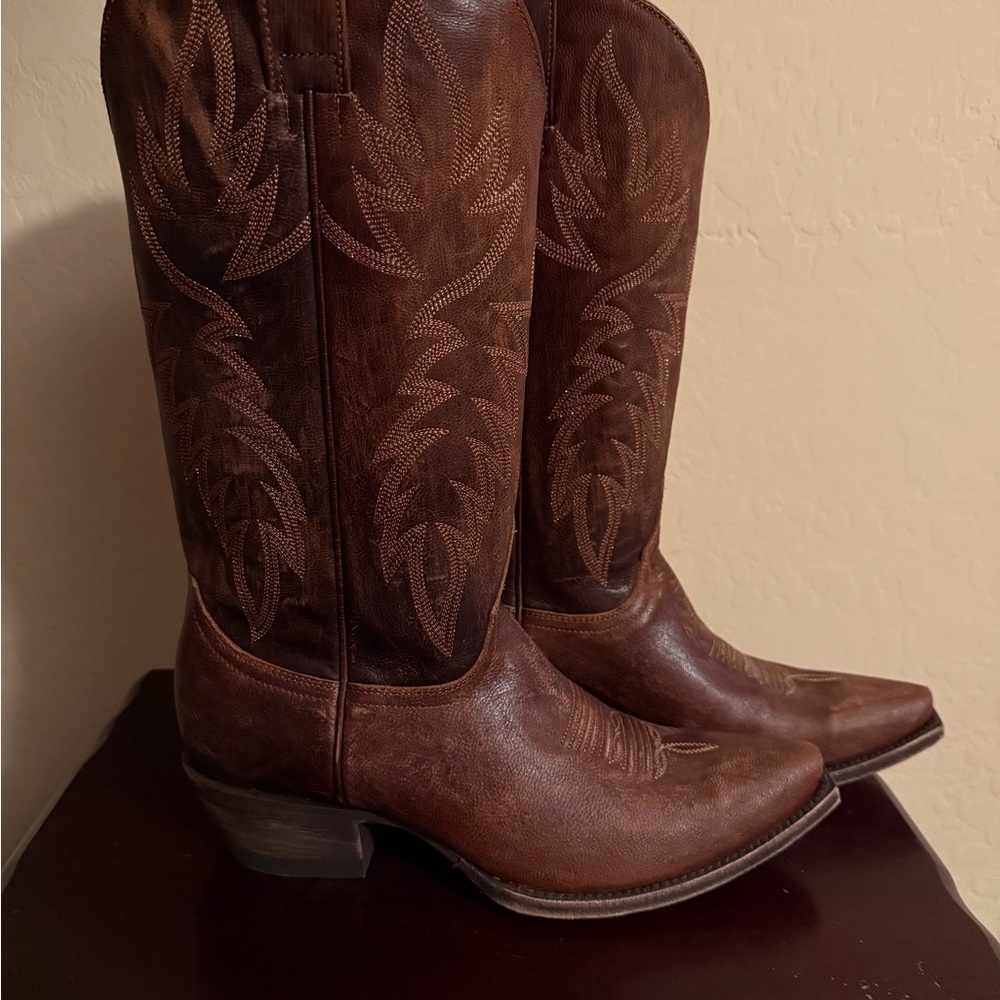 Idyllwind Wheeler Brown Leather Cowboy Boots